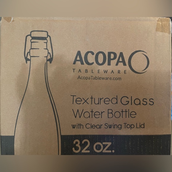 ACOPA 32 OZ. TEXTURED GLASS WATER BOTTLE WITH CLEAR SWING TOP LID.  6 available - Picture 5 of 5